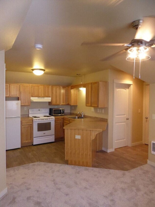 Primary Photo - 1 br, 1 bath House - 20794 Alpine Ridge Pl...