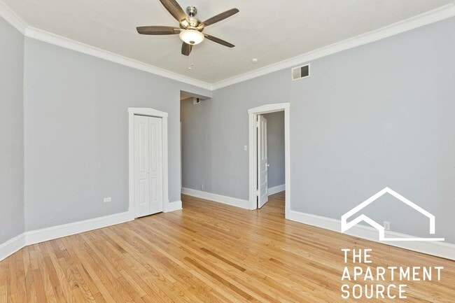 Building Photo - 3830 N Ashland Ave