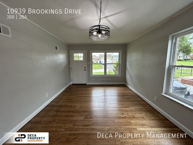 Building Photo - 10939 Brookings Dr