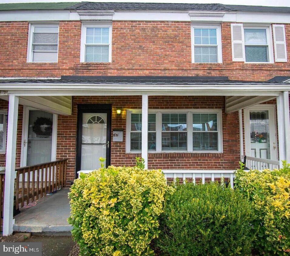 Primary Photo - 7471 Rabon Ave