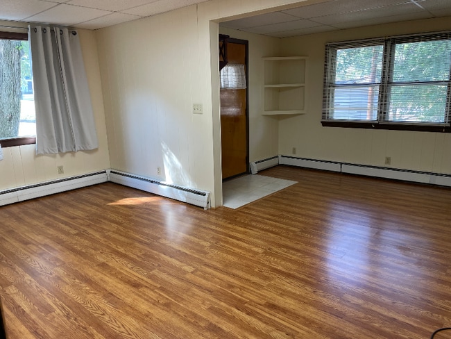 Building Photo - 331 Dorn Ave