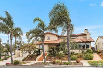 Building Photo - 4407 Del Mar Ave