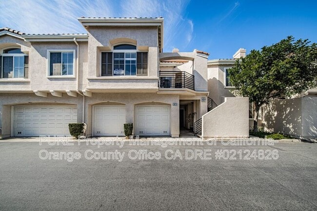 Building Photo - 28737 La Siena