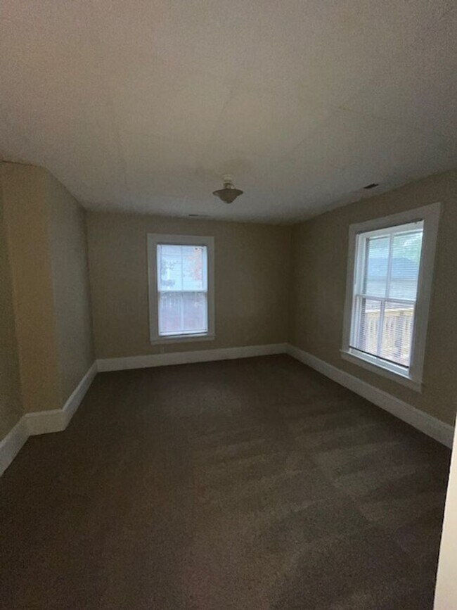 Foto del edificio - 704 Watkins St