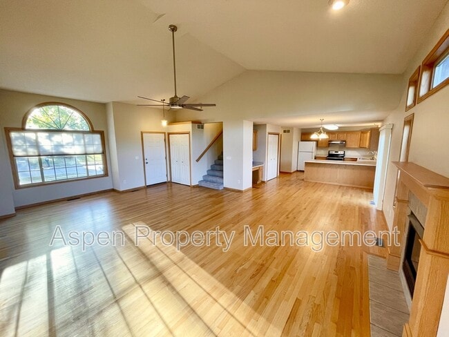 Foto del edificio - 626 Tipperary Rd