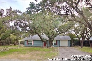 Building Photo - 167 Lakeview Cir