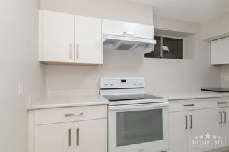 Building Photo - 34330 Woodbine Crescent