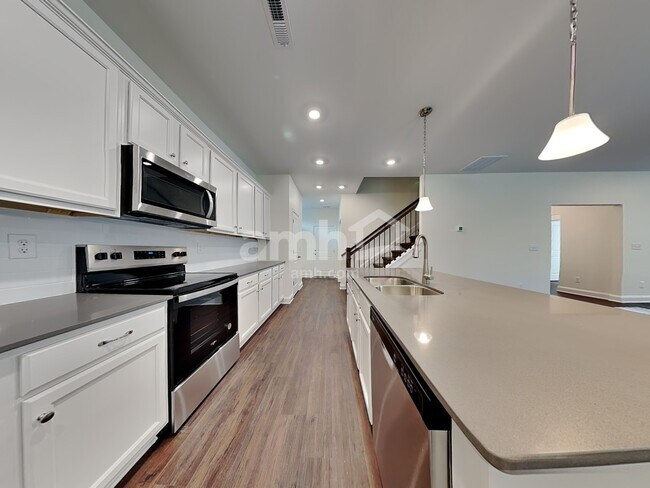 Foto del edificio - 638 Rivermist Drive