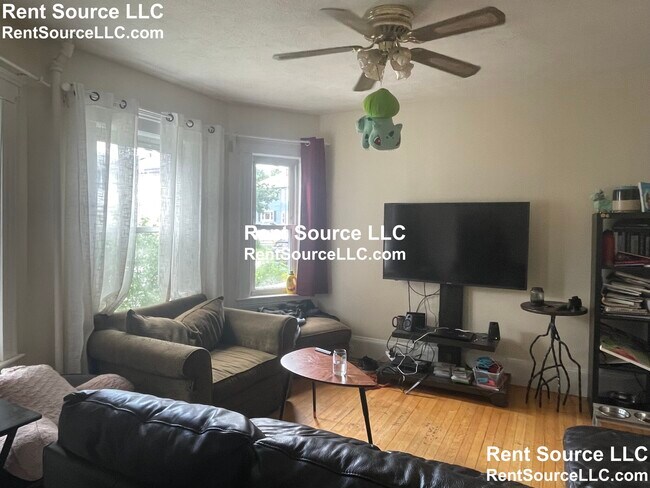 Foto del edificio - 103-105 Frederick Ave