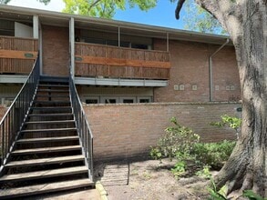 Building Photo - 3944 W Alabama St