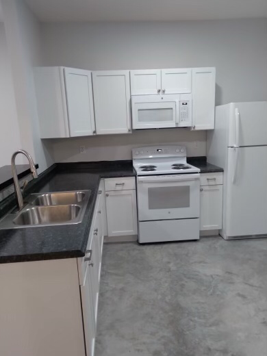 Building Photo - 3623 Tanner Ln