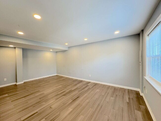 Foto del edificio - Comfortable Living in a Convenient Lorton Location