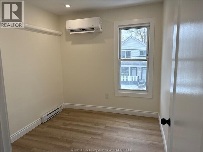 Photo du bâtiment - 191 Marentette Ave