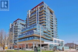 Building Photo - 9090-9090 Yonge St