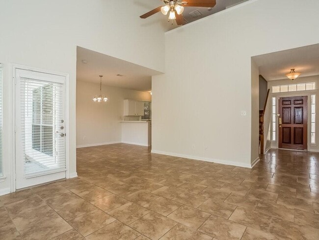 Building Photo - 13314 Chasworth Dr