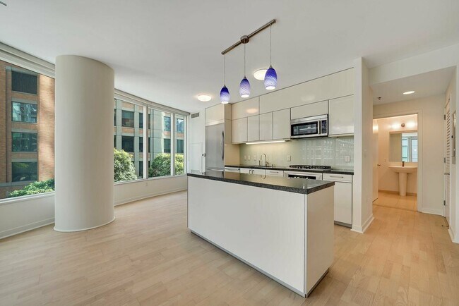 Foto del edificio - 338 Spear St