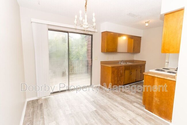 Foto del edificio - 22 S Germantown Rd