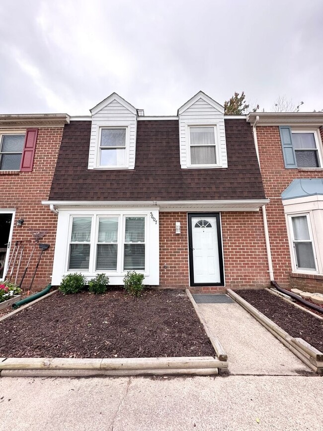 Building Photo - 5607 Gates Landing Rd