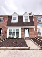 Building Photo - 5607 Gates Landing Rd
