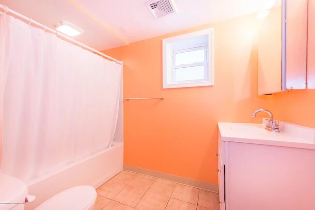 Foto del edificio - 118 6th Ave