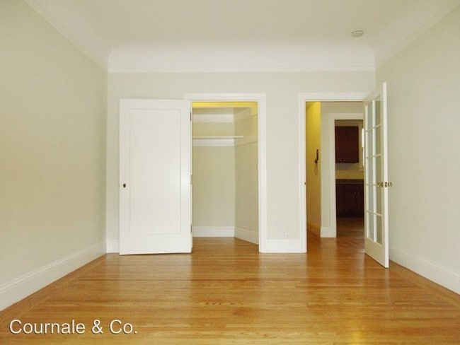 Building Photo - 3820 Divisadero St