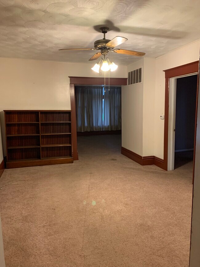 1306 Summit St, Fort Wayne, IN 46803 House for Rent in Fort Wayne, IN