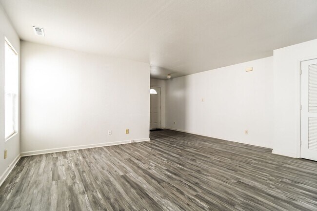 Foto del edificio - Coming Soon! 3 Bedroom Single Family Home