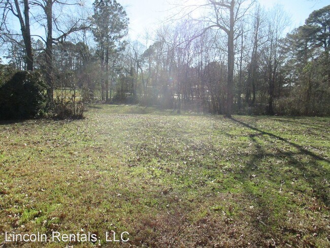 Foto del edificio - 3 br, 1 bath House - 1416 S. Vienna Street
