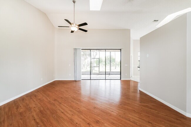 Foto del edificio - 14525 Pimberton Dr