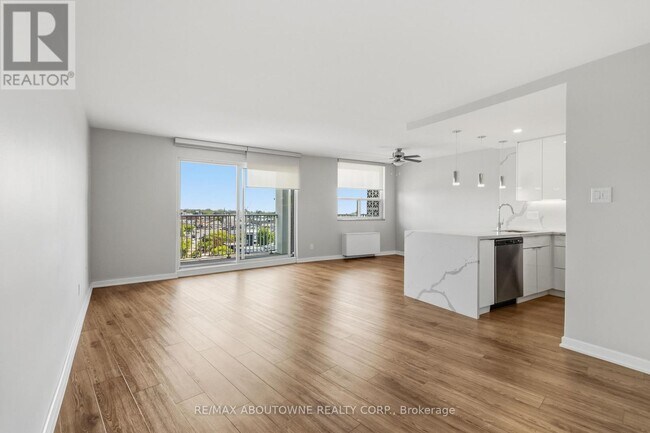 Building Photo - 125 Forsythe St