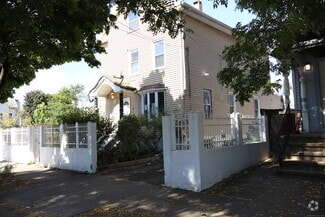 Building Photo - 79 Woolsey St