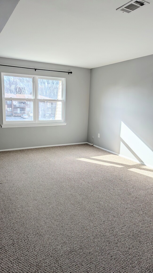 Bedroom -Pic 1 - 508 Sharon Garden Ct