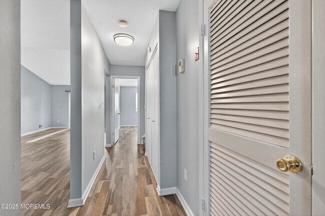 Foto del edificio - 14 Carol Ct