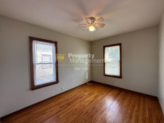 Foto del edificio - 2936 Kenwood St