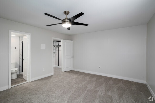 2BR, 2BA - 1,100SF - Primary Bedroom - Meadowbrook Apartments