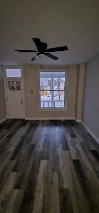 Foto del edificio - 3302 W Belvedere Ave