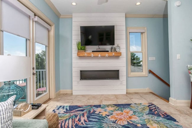 Building Photo - 6727 Kiva Way