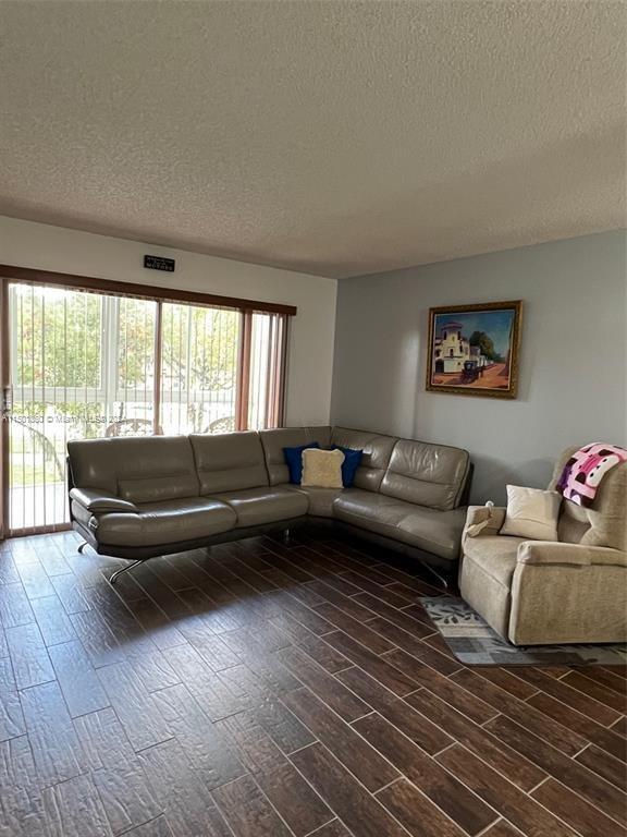 Foto del edificio - 12701 SW 14th St