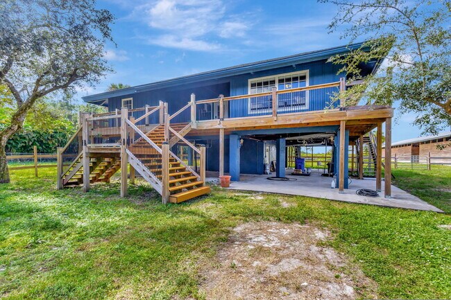 Foto del edificio - 18301 Murray Ln