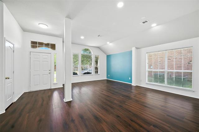 Building Photo - 1404 Christine Dr