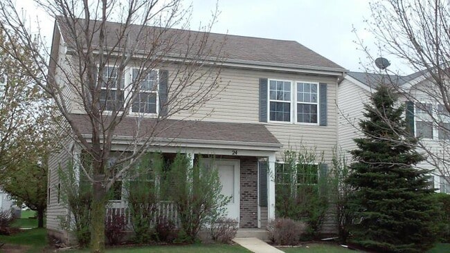 Foto del edificio - 24 Waterbury Cir