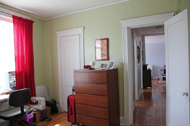Building Photo - No Broker Fee - Available Now