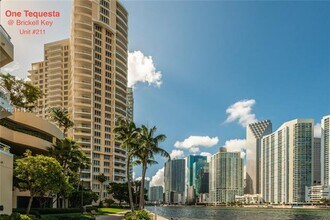 Building Photo - 888 Brickell Key Dr