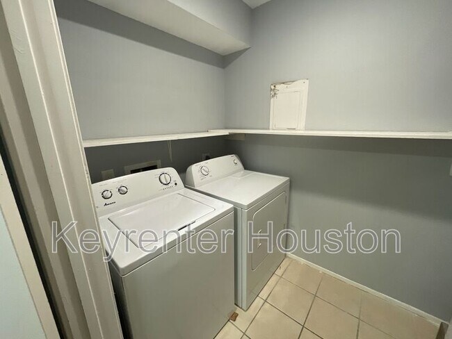 Foto del edificio - 12607 Ashford Meadow Dr