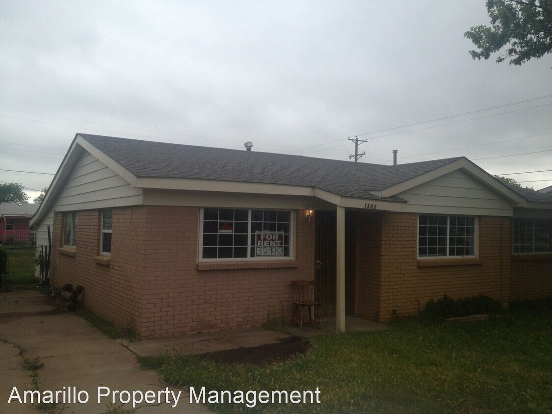 Foto principal - 3 br, 1 bath House - 1302 Bluebell