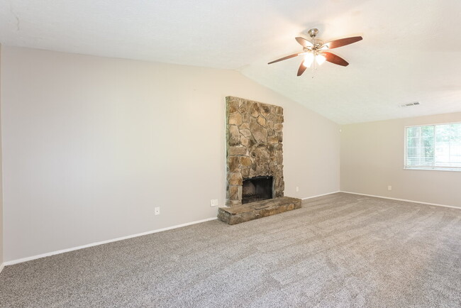 Building Photo - 1103 Sandune Dr