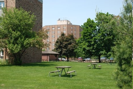 Foto del edificio - McNamara Towers II