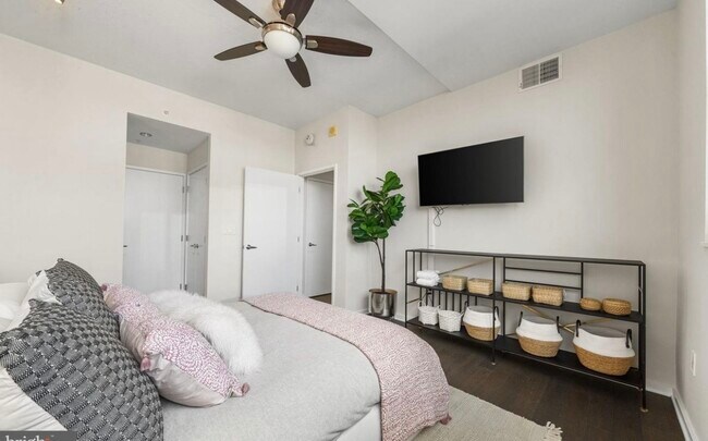 Building Photo - 3409 Wilson Blvd