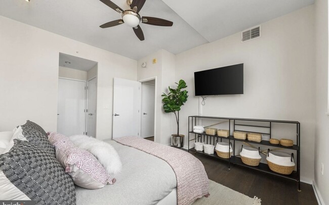 Photo - 3409 Wilson Blvd Apartment