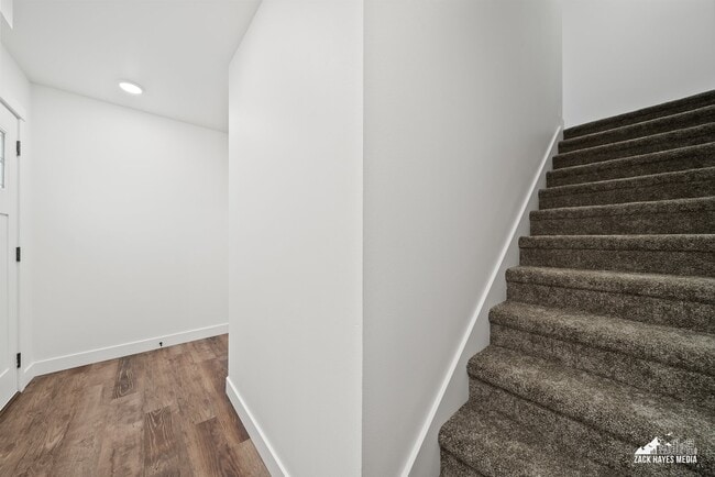 Entry and stairs to main living area - 1493 W 40th Ave